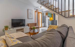 Beautiful villa Lona with private pool near Pula