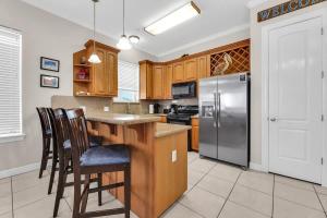 Beachfront Condo with Private Balcony & Pool