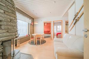 Levillenet Bears Watch Apartments