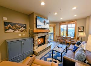 Dakota Lodge 8503 by SummitCove Lodging