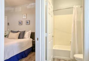 Pacific Plaza #603 - Salty Studio - StudioD-Q