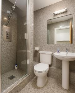 Modern Studio on Wardour Street in the Heart of Soho, 1st Floor, No Lift 2WD