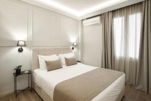 ASTIKON Xenofontos Suites