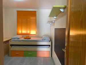 Adosado cerca de la playa y club de buceo con piscina en calabardina, Aguilas