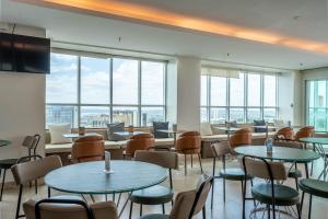 Saint Moritz Hplus Express