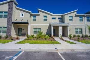 Orlando Retreat – 4BR Home Near Disney