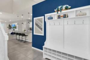 Family Home with Private Pool near Disney