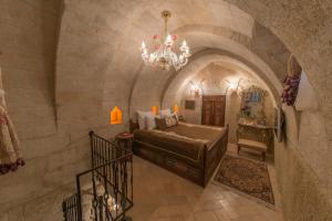 Elika Cave Suites & Spa