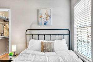 Modern Brand New Studio with Free Gym