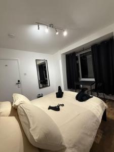 Clapham South London Room