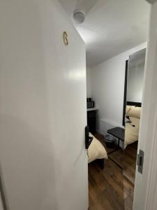 Double Room in London SW4 Zone 2