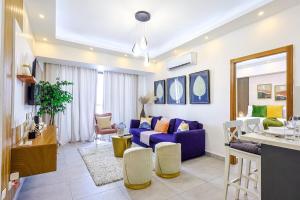 Cozy 1BR Condo, Pool, Gym