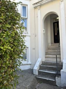 Snug by the Shore in Southsea