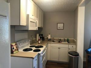 Gold Suite in Wadley