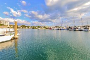 Cullen Bay Perfection