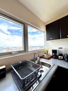 12th Floor CViews Andamar Walking Beach