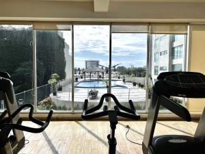 12th Floor CViews Andamar Walking Beach