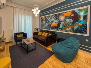 CocoLoro by 4 Travelers