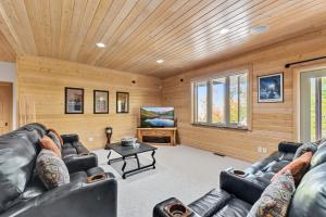 Silverthorne Retreat Hot Tub & Views