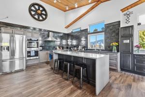 Silverthorne Retreat Hot Tub & Views