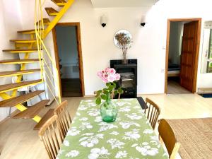 Wildrose holiday home