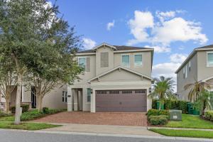 Luxury 5Bedrooms w Pool Jacuzzi Game Room