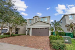 Luxury 5Bedrooms w Pool Jacuzzi Game Room