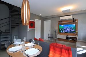 A1410-Duplex ao lado MorumBIS Einstein c Jacuzzi