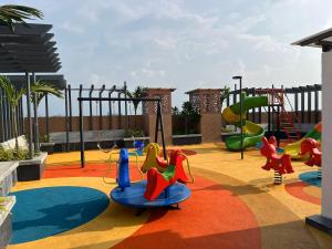 Orchid 001Airport view55 TVCoffee maker