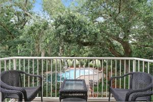 Two Bedroom Beachwood Condo 2118