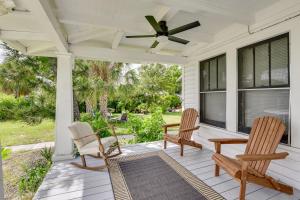 Less Than 1 Mi to Dtwn Bradenton and Riverwalk! Sunny Apt