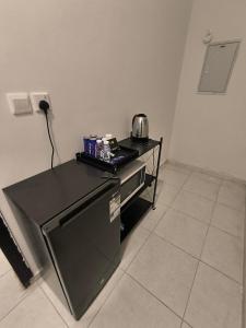 استديو بجلسة جانبية ودخول ذكي