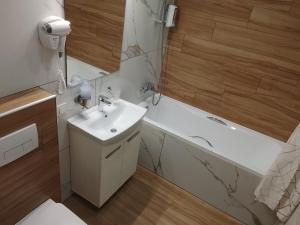 Апартаменти Центр! Університет