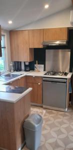 MOBIL HOME DE GRAND CONFORT-3ch Climatisées-CAMPING BONNE ANSE 509- 4 étoiles LA PALMYRE