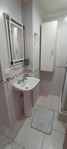 Depto San Martin, zona Centro, para 4 personas