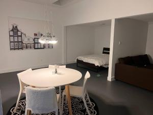 Private guest suite with bathroom and sitting area