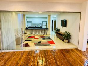 Casa Hari Veadeiros - piscina, ar condicionado e vista maravilhosa!