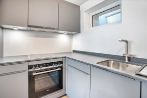 Completely renovated, furnished studio with plenty of comfort