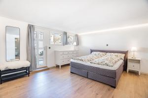 Completely renovated, furnished studio with plenty of comfort