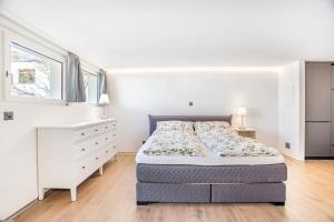 Completely renovated, furnished studio with plenty of comfort