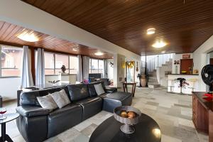 V52-Cobertura incrível cJacuzzi-Enseada Guarujá