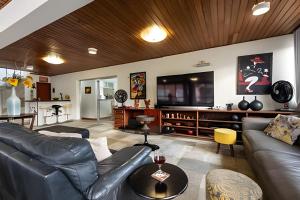 V52-Cobertura incrível cJacuzzi-Enseada Guarujá