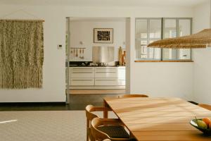 Designer House With Pool View In Saint Montan