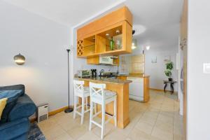 Cozy studio, walk to the beach, restaurants, bars