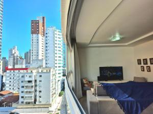 CURTA! | 167 | Amplo | 3 Q | Churrasqueira | 2 Vg