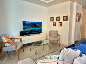 CURTA! | 167 | Amplo | 3 Q | Churrasqueira | 2 Vg