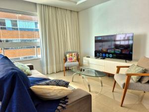 CURTA! | 167 | Amplo | 3 Q | Churrasqueira | 2 Vg