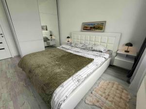 Eco apartment, Smart Plaza Polytech, railway, Охматдит