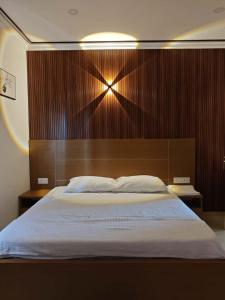 Orient Glory - Walk to Lulumall & Metro