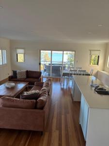 Killarney at Old Erowal Bay